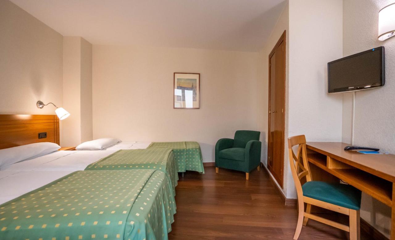 Hotel Yit Conquista De Toledo Exteriér fotografie