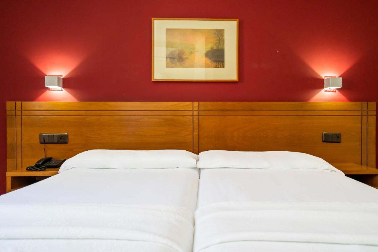 Hotel Yit Conquista De Toledo Exteriér fotografie