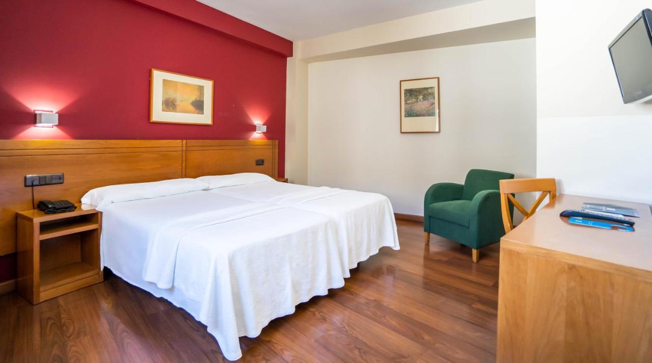 Hotel Yit Conquista De Toledo Exteriér fotografie