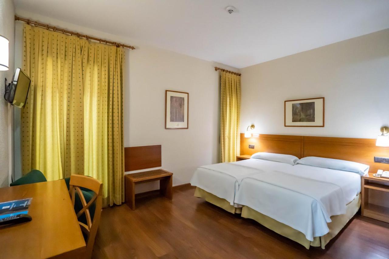 Hotel Yit Conquista De Toledo Exteriér fotografie