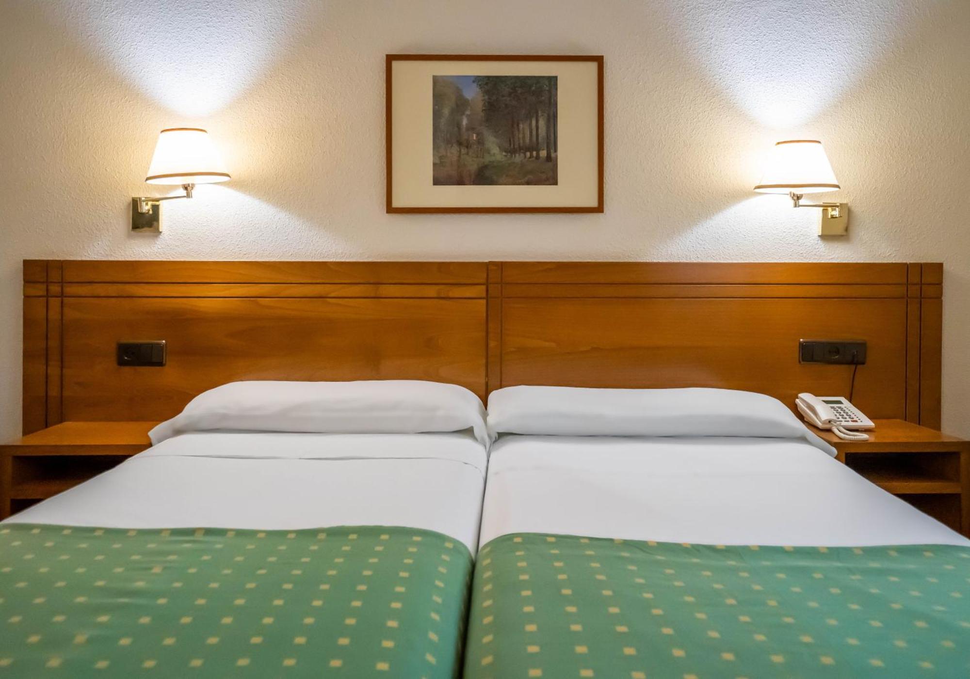 Hotel Yit Conquista De Toledo Exteriér fotografie