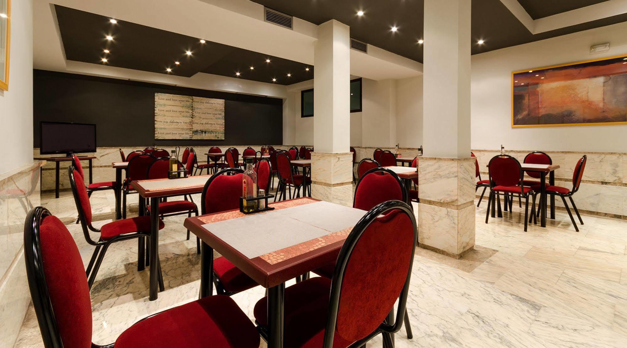 Hotel Yit Conquista De Toledo Exteriér fotografie