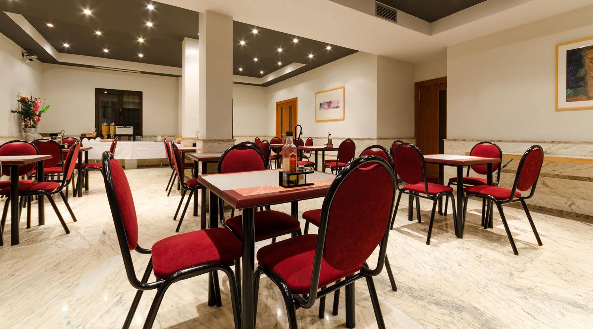 Hotel Yit Conquista De Toledo Exteriér fotografie